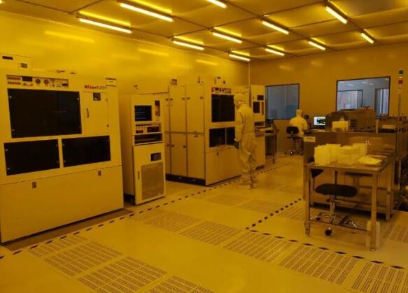 太阳成集团tyc46336英寸MEMS传感器芯片生产线正式投入运营